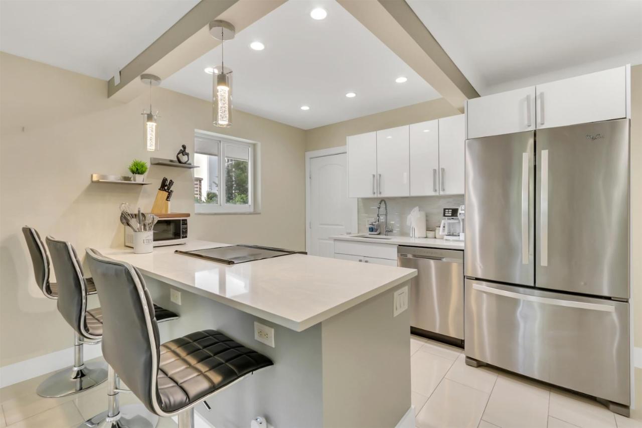 Bright Pompano Beach With Pool Access Экстерьер фото