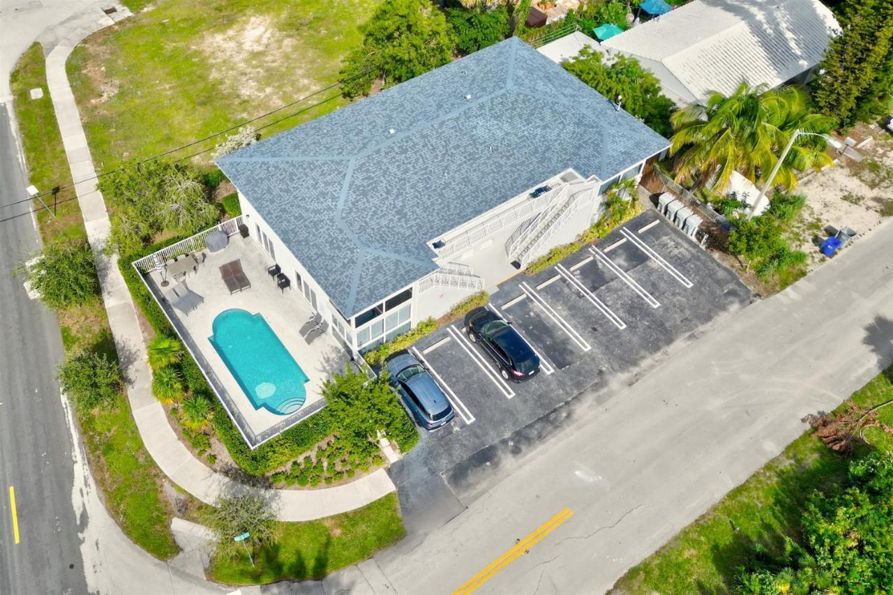Bright Pompano Beach With Pool Access Экстерьер фото